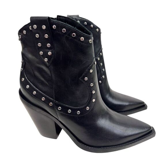 Arezzo Boots Size 10B Black Leather Block Heel Studded Booties Side Zip NEW - Picture 1 of 10